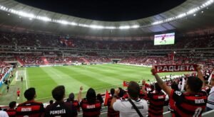 Paquetá pode voltar ao Flamengo? Veja quanto custaria o salário e o valor record